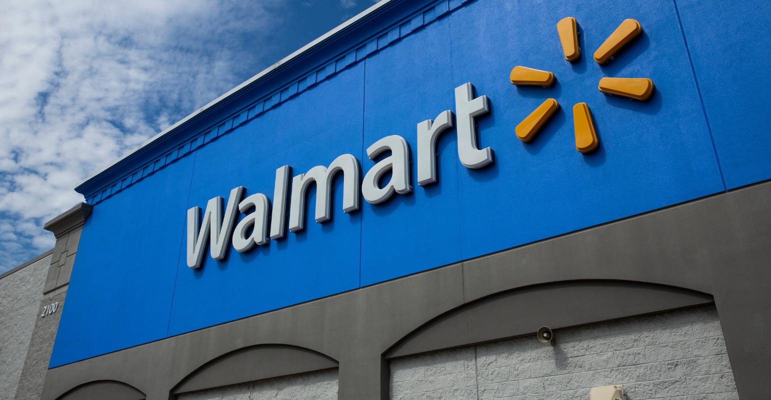 Walmart vượt Amazon: sẵn sàng đón vàng giữa lo ngại suy thoái kinh tế