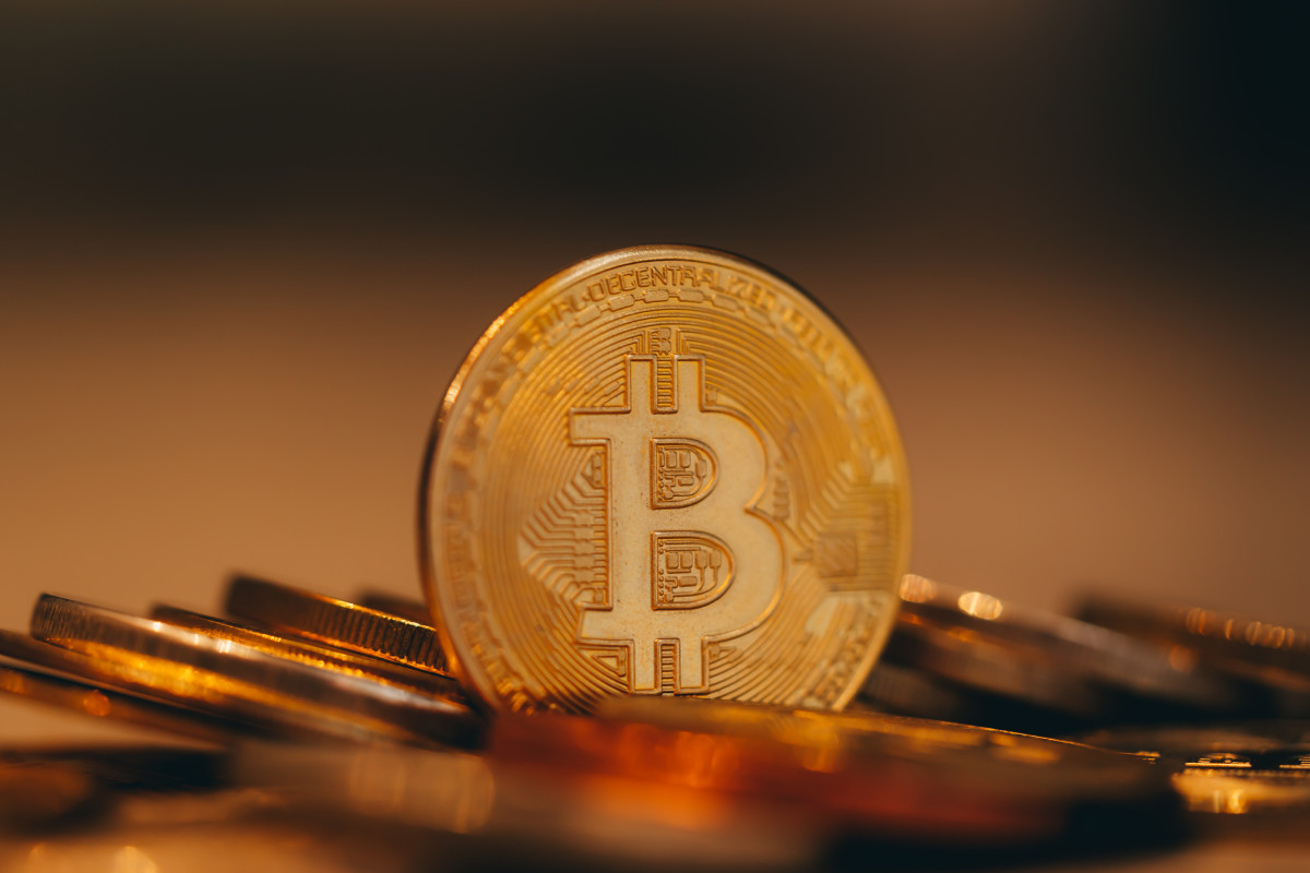 Bitcoin nhùng nhằng quanh mốc 60.000 USD
