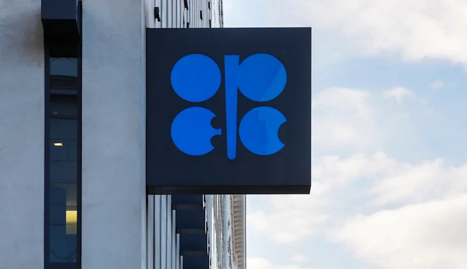 OPEC+ sẽ tăng sản lượng dầu thêm 547.000 thùng/ngày từ tháng 9