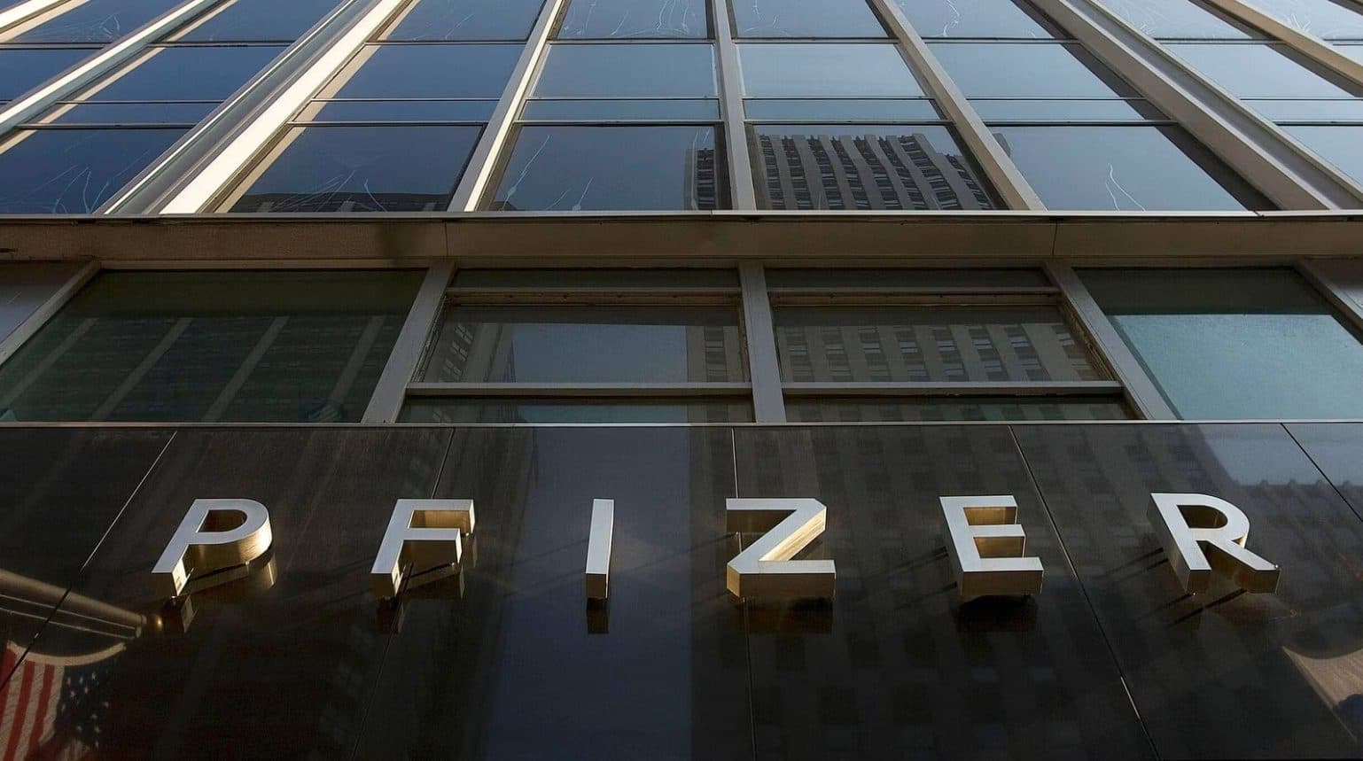 Cổ phiếu của Pfizer có tăng trở lại?